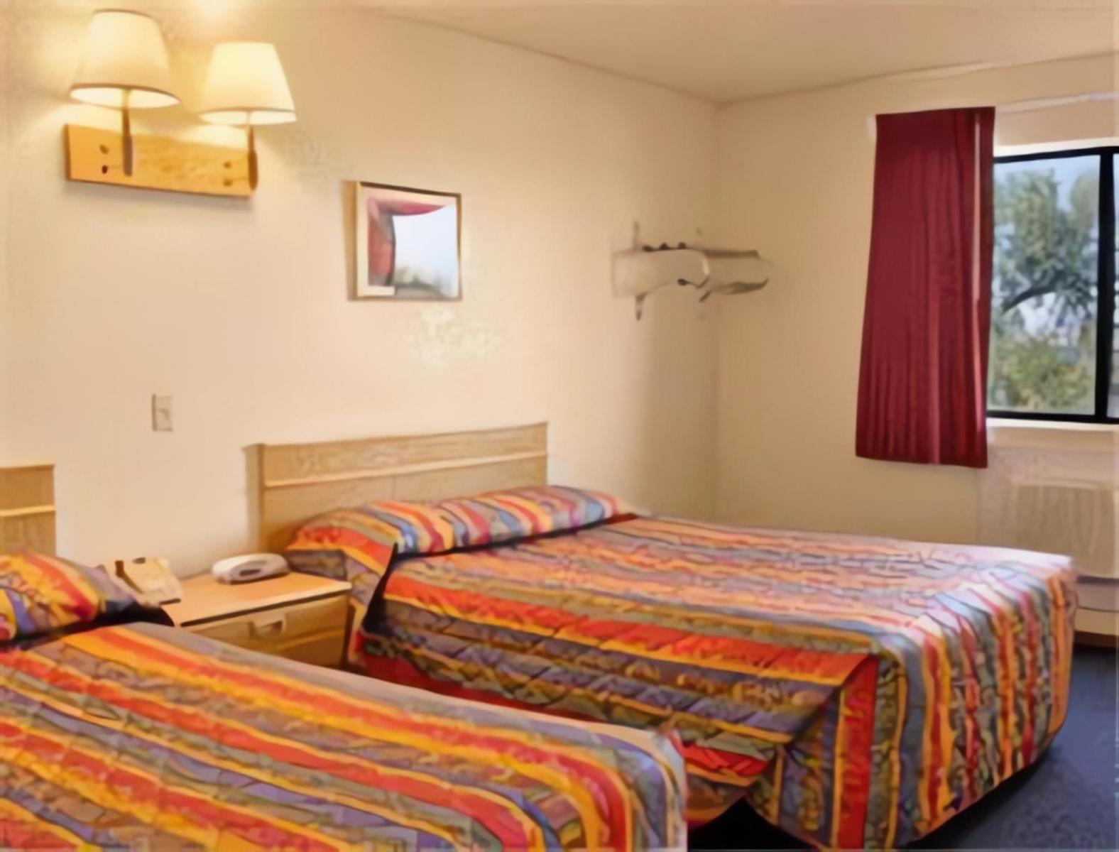 Super 8 By Wyndham Lake Havasu City Eksteriør bilde