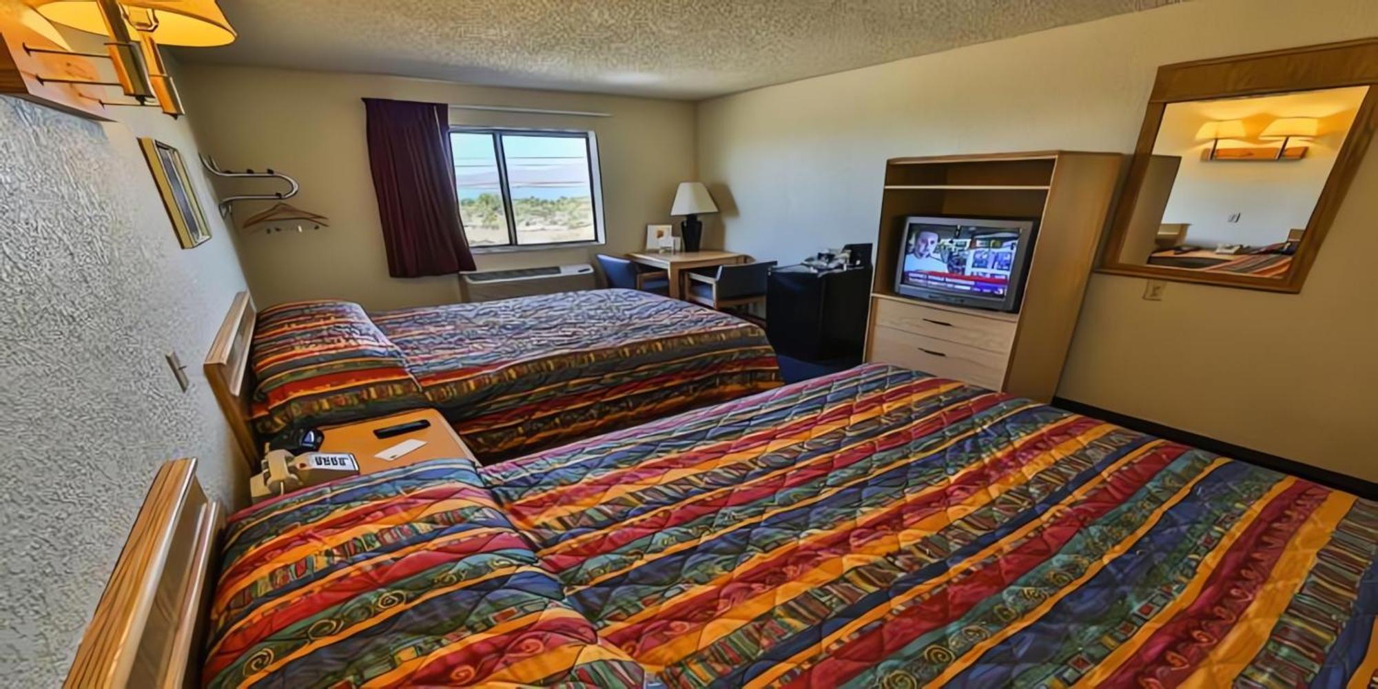 Super 8 By Wyndham Lake Havasu City Eksteriør bilde