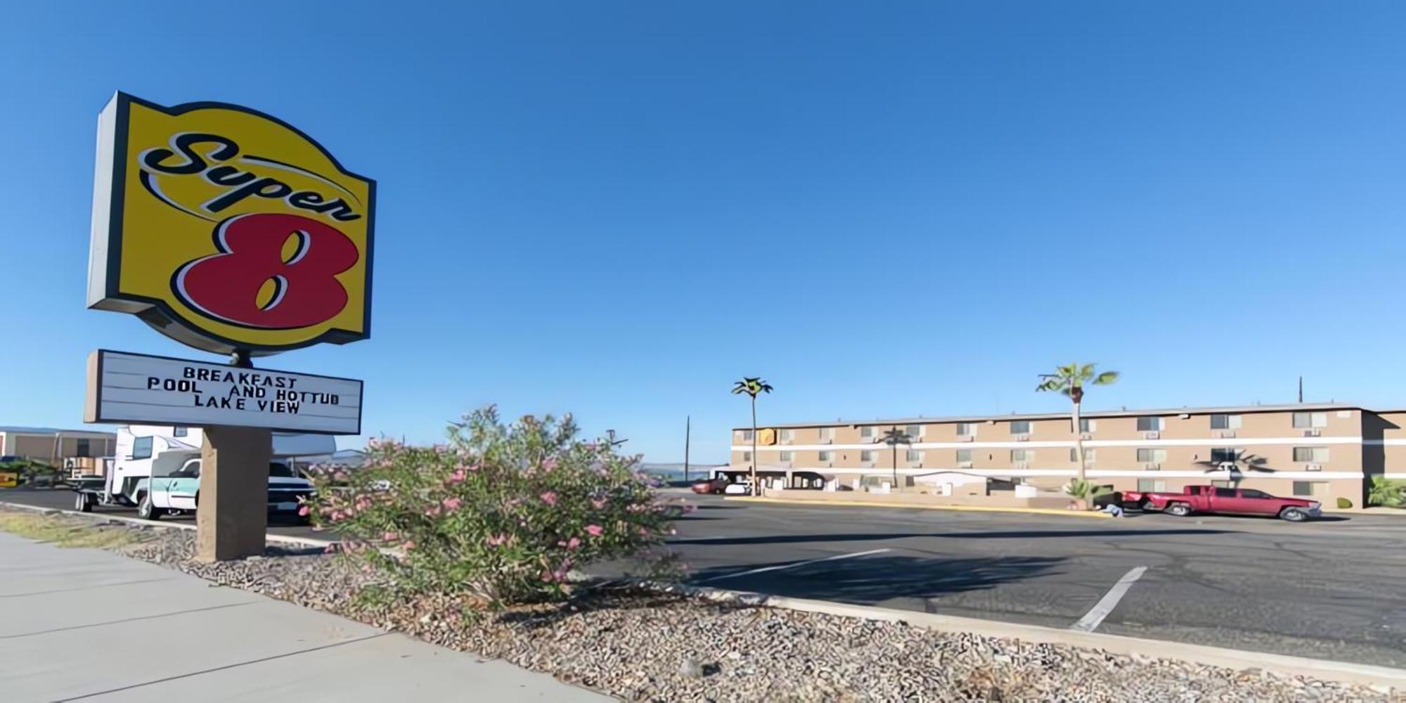 Super 8 By Wyndham Lake Havasu City Eksteriør bilde