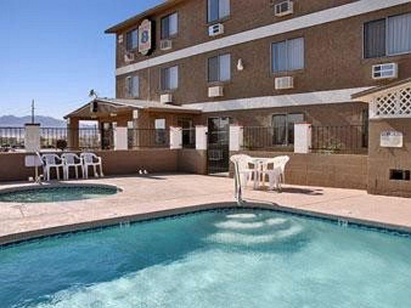 Super 8 By Wyndham Lake Havasu City Fasiliteter bilde